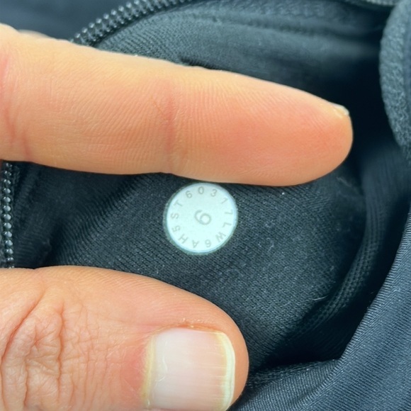 Lululemon Break Free Crop (Nulux 17") Black - Picture 6 of 6